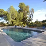 Apartment With Pool Amid Vineyards And Near The