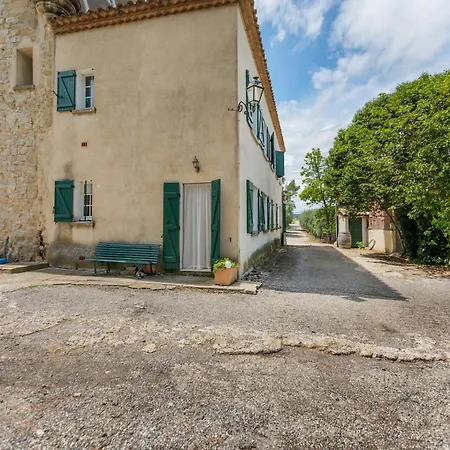 Appartement With Pool Amid Vineyards And Near The *