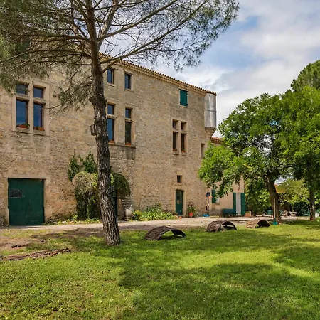 Appartement With Pool Amid Vineyards And Near The *