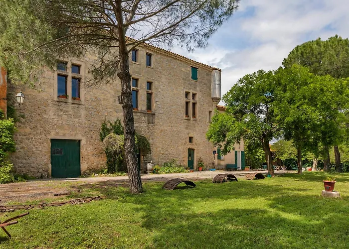 Appartement With Pool Amid Vineyards And Near The *