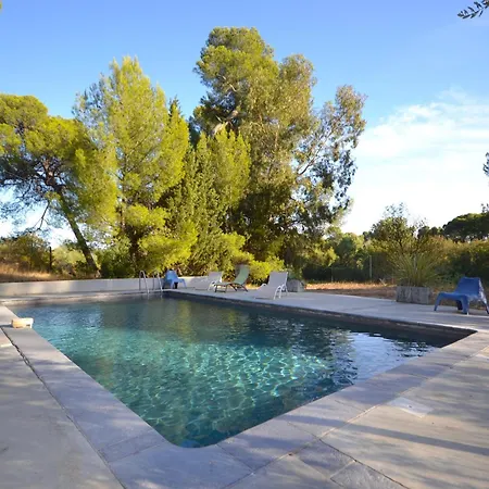 Apartment With Pool Amid Vineyards And Near The